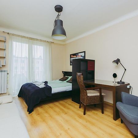 Shortstaypoland Leszno Варшава Екстериор снимка